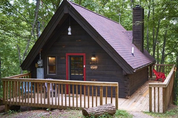 Romantic and Secluded Hottub Cabin - Wild Columbine